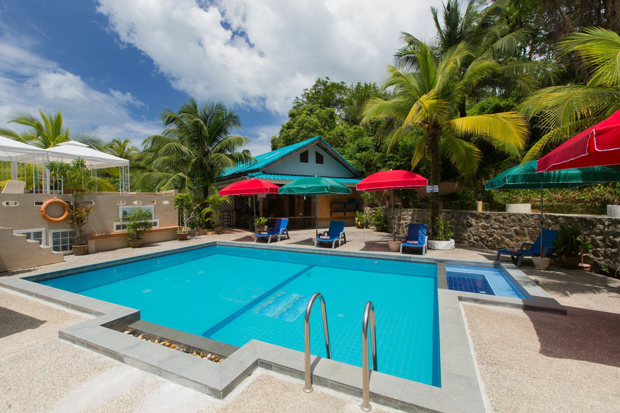 Patong Rai Rom Yen Resort Sha Экстерьер фото